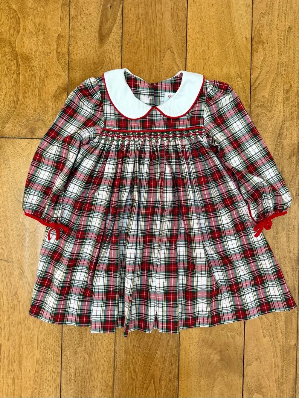 Shrimp & Grits Girls Holiday Plaid Smocked Dress Size 5 EUC Christmas